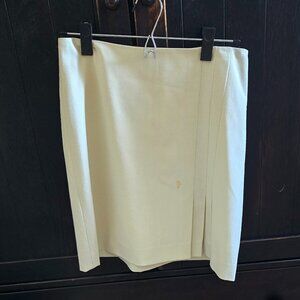 Ann Taylor cream skirt featuring a structured design size 6P